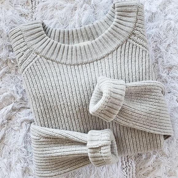 Aritzia Sweaters - WILFRED Jonnie Sweater